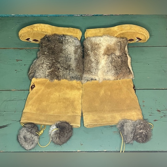Vintage Naughty Monkey Eskimo Tall Suede Beaded Rabbit Fur Winter Boots Pom Poms - Picture 13 of 14